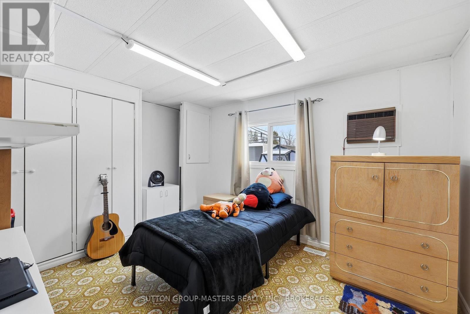 9 PATTERSON BOULEVARD Image 26