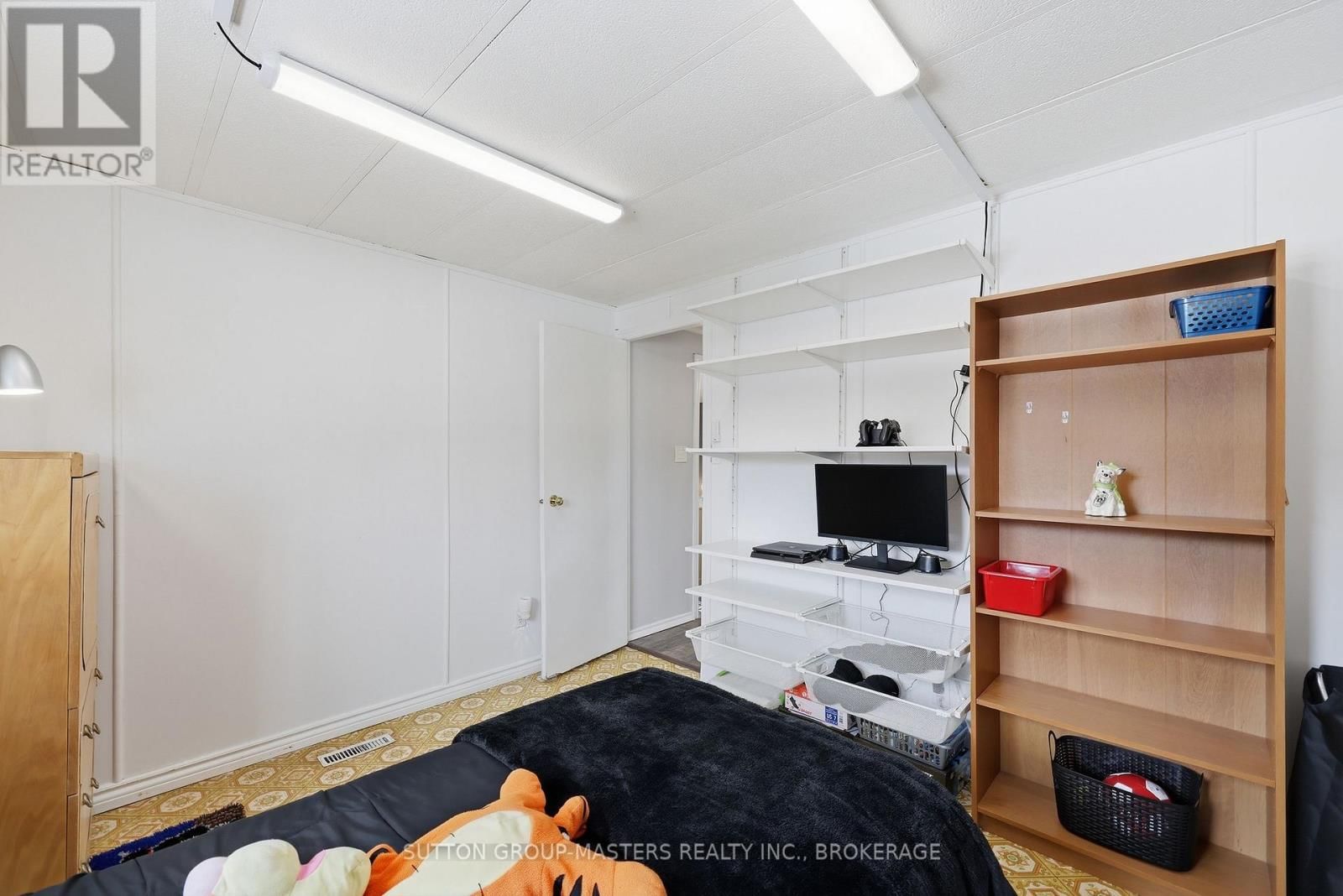 9 PATTERSON BOULEVARD Image 27