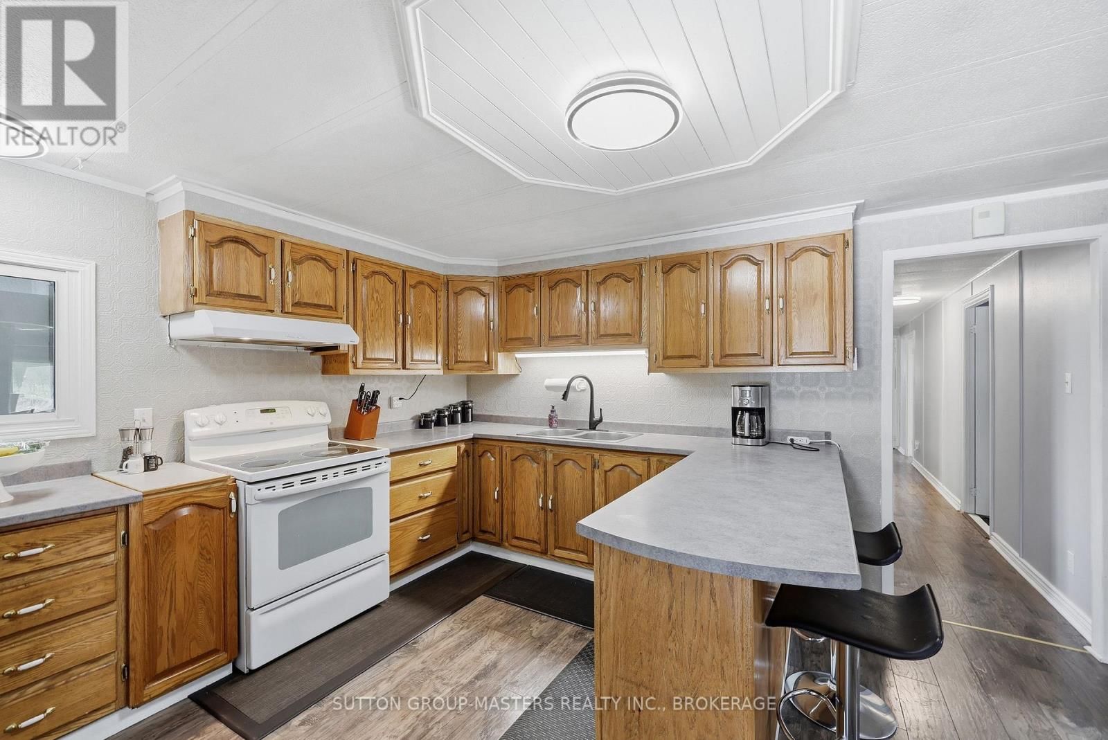 9 PATTERSON BOULEVARD Image 8