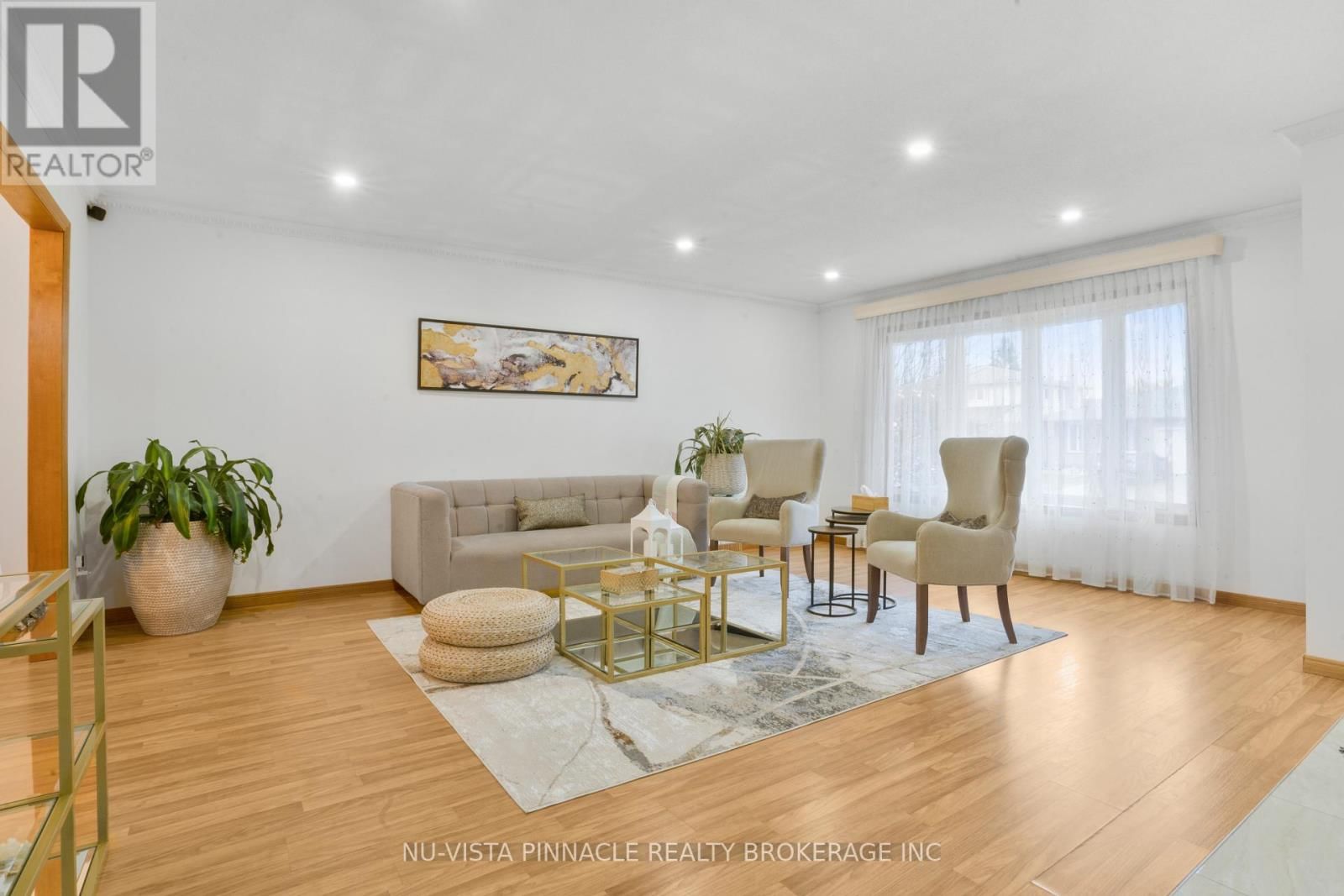 44 GOLFDALE CRESCENT Image 5