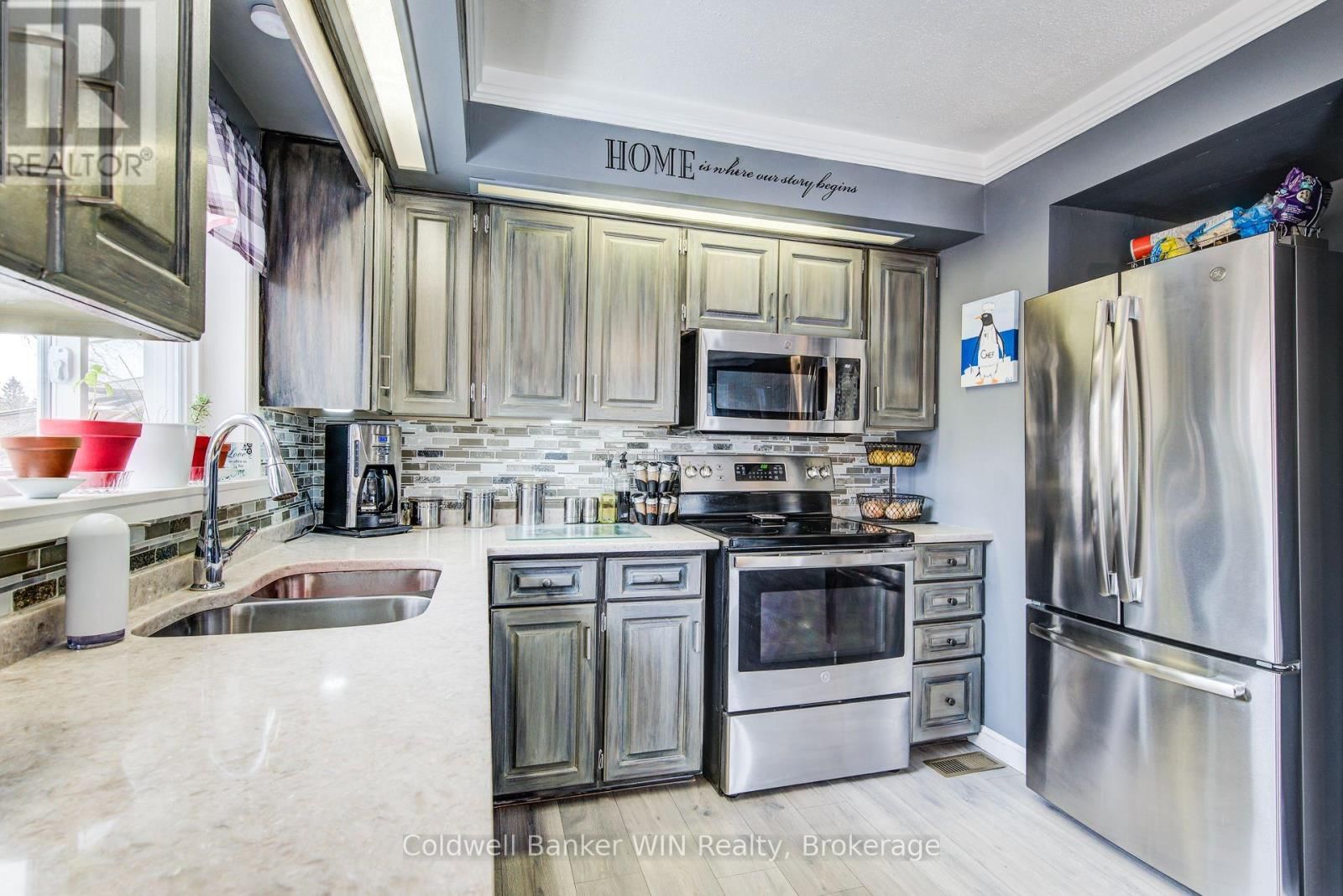 455 ALBERT STREET Image 15