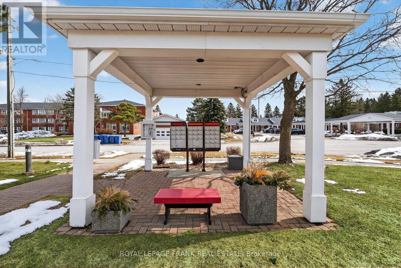 24 - 5 HERITAGE WAY Image 35