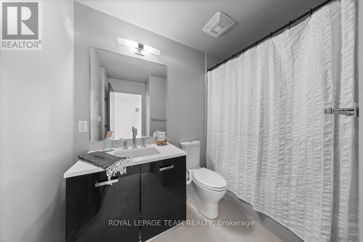 1409 - 224 LYON STREET NORTH Image 7