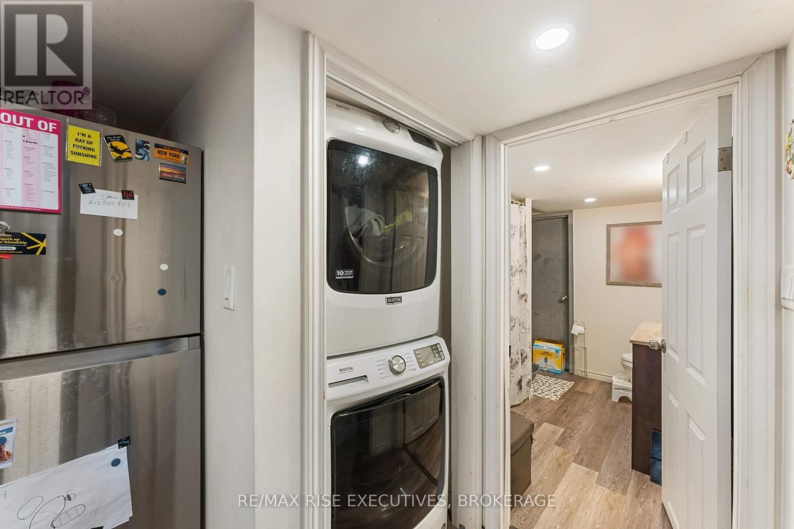 744 SELKIRK ROAD Image 17