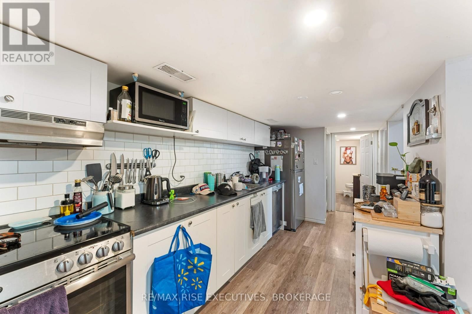 744 SELKIRK ROAD Image 20