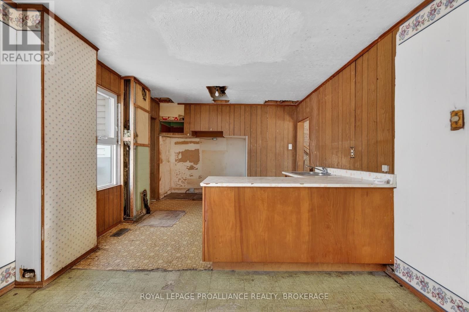 121 STEPHEN STREET Image 5