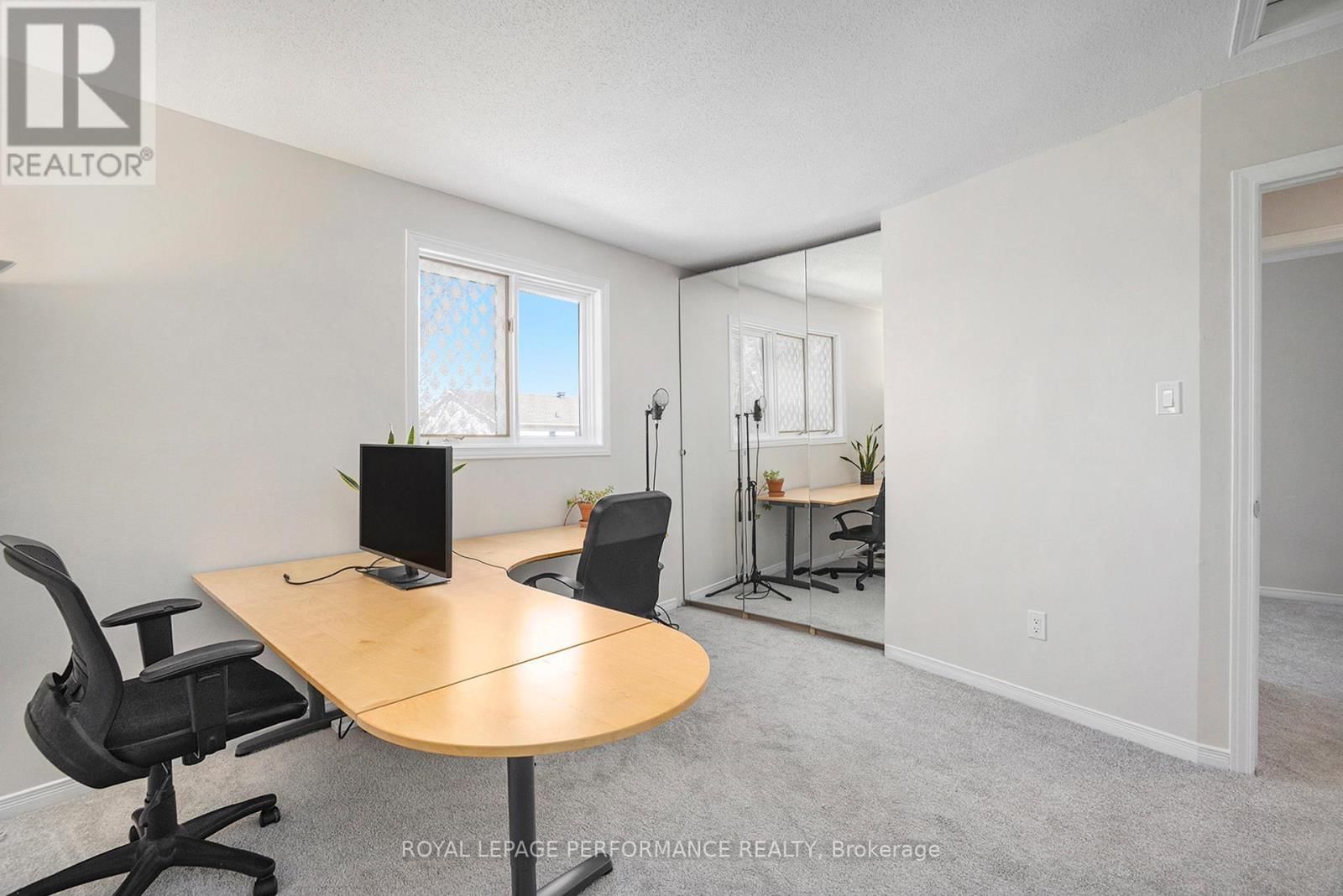 56 IPSWICH TERRACE Image 21