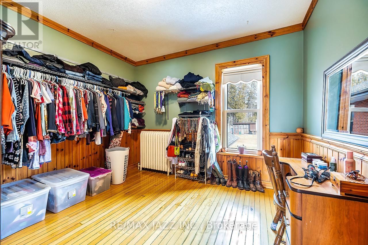 1219 LARMER LINE Image 28