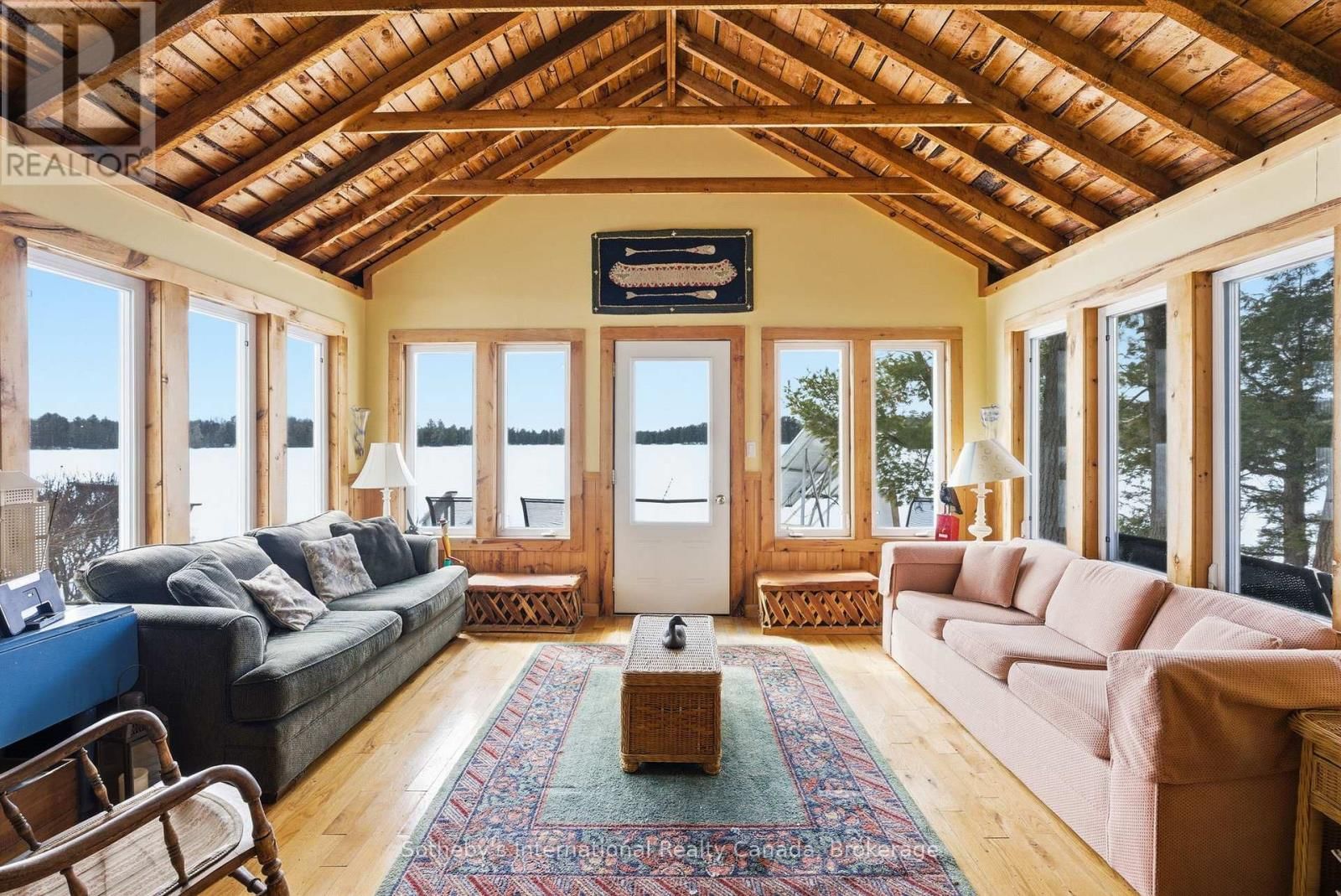 3301B AXE LAKE ROAD Image 23