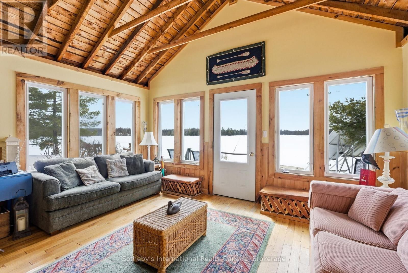 3301B AXE LAKE ROAD Image 24