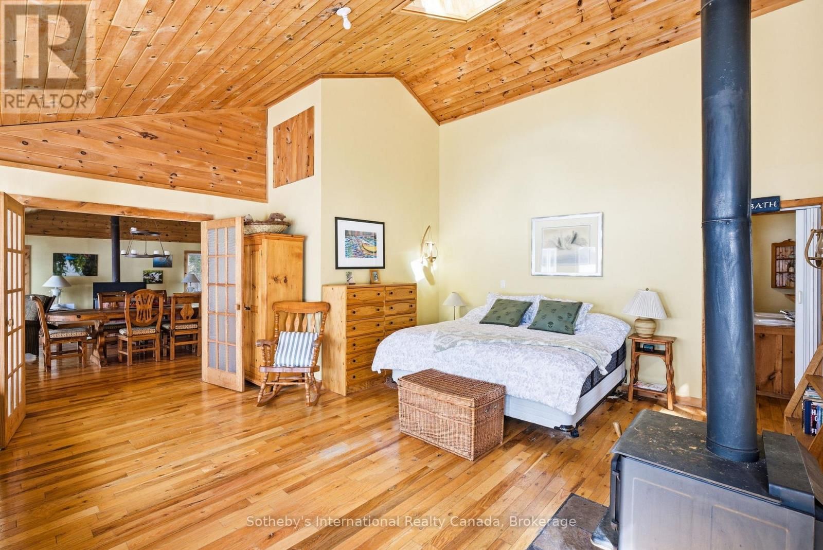 3301B AXE LAKE ROAD Image 28