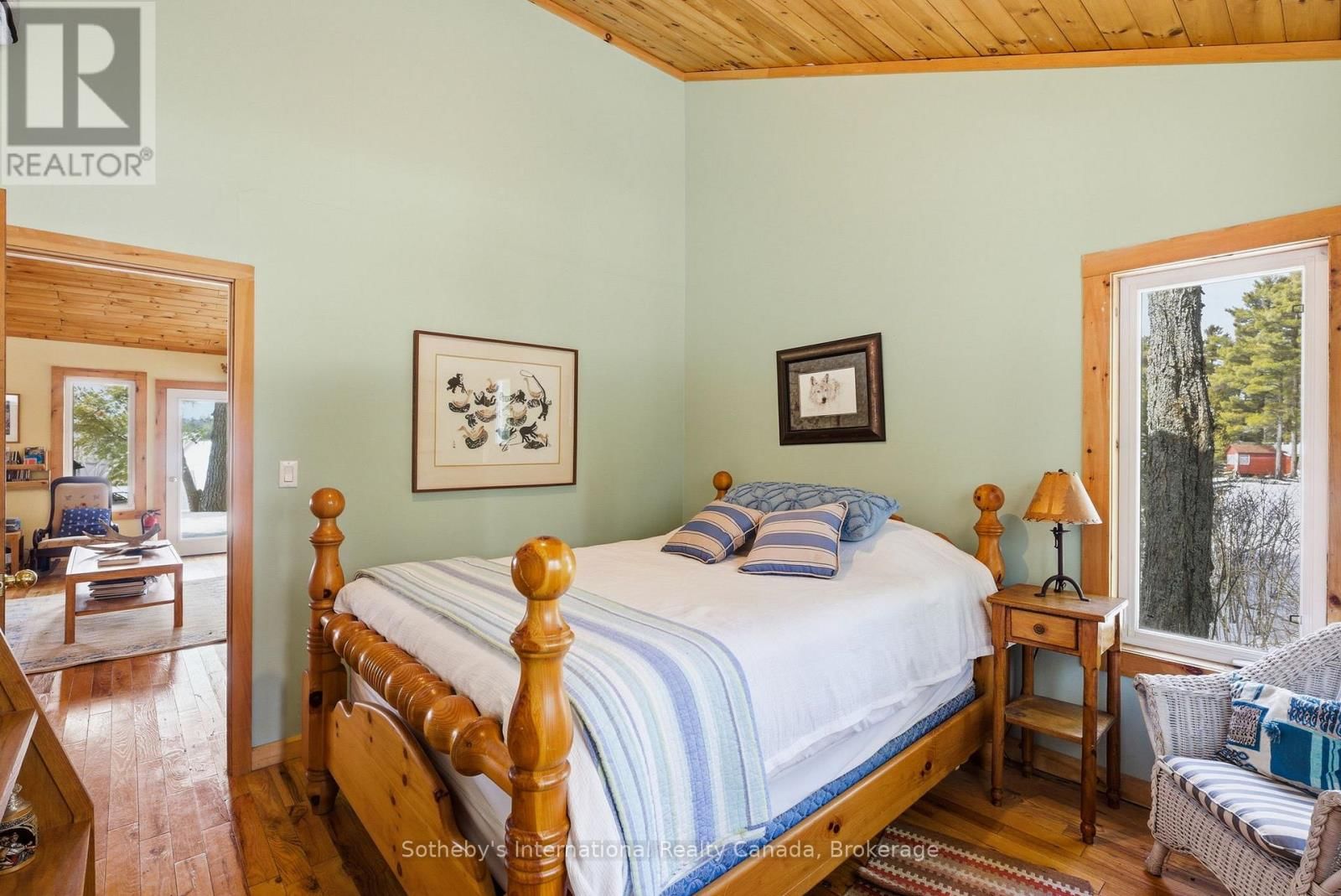 3301B AXE LAKE ROAD Image 32