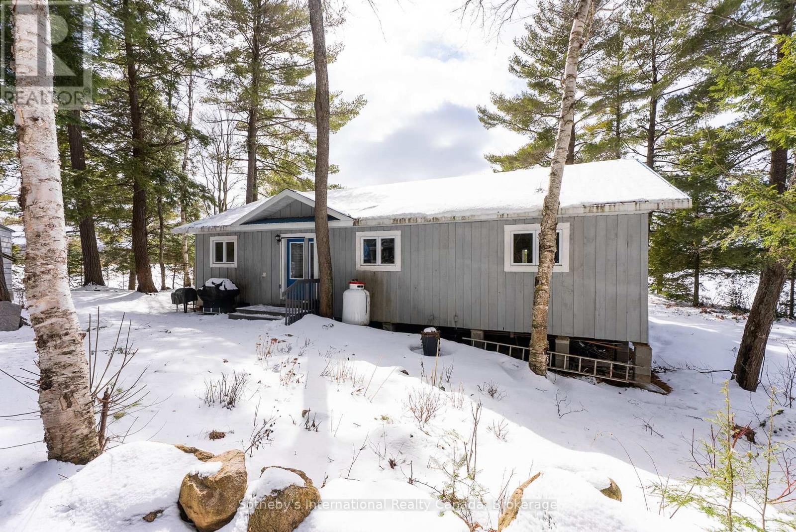 3301B AXE LAKE ROAD Image 43