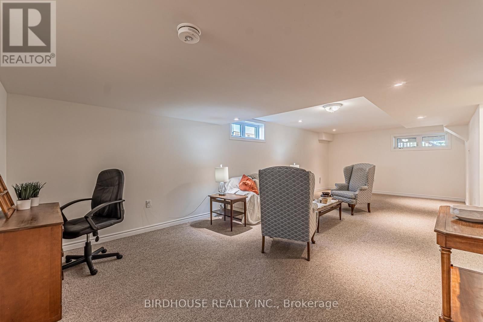 7 - 17 LAKEWOOD CRESCENT Image 25