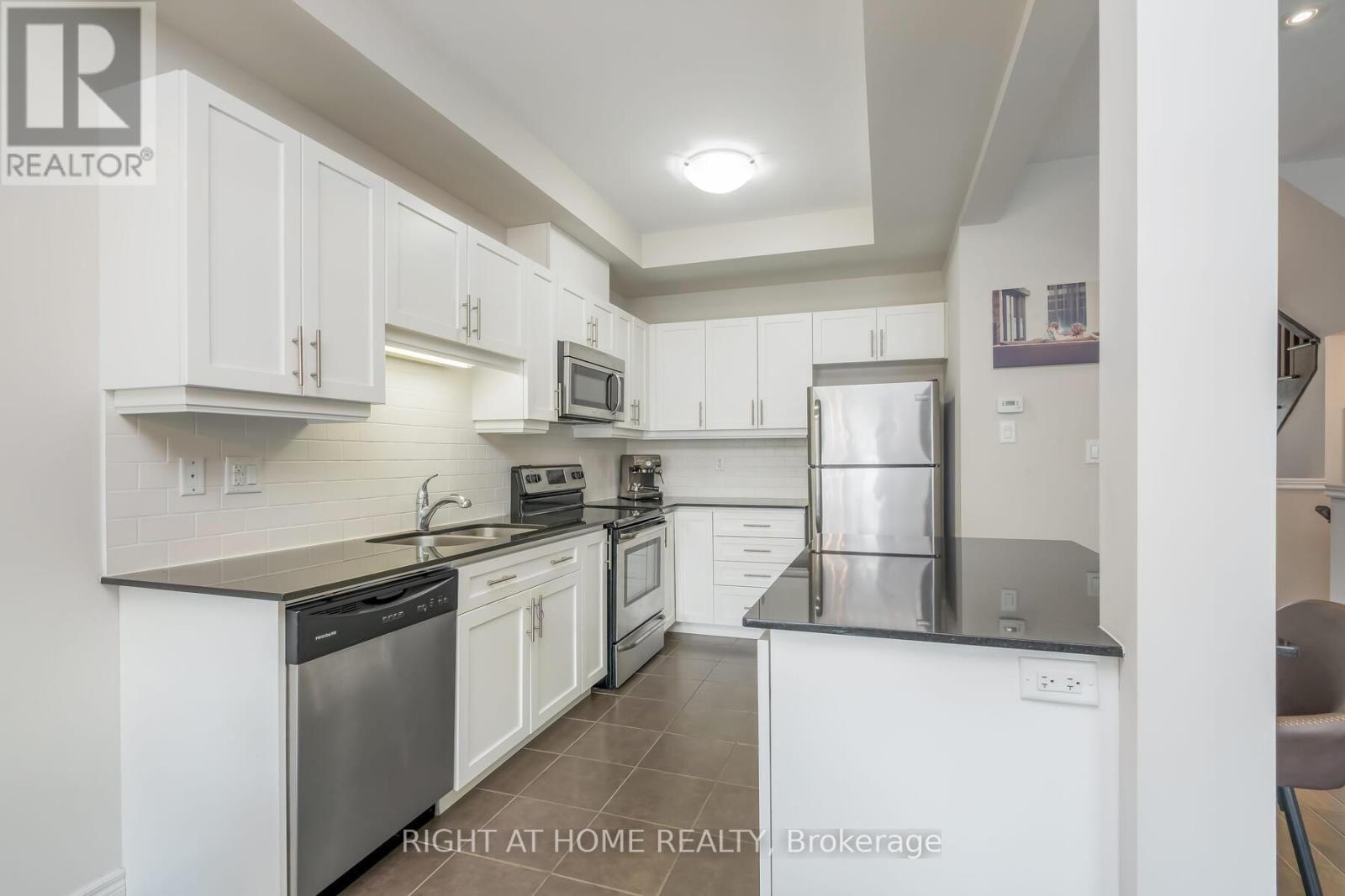 27 HITCHING POST RIDGE Image 16