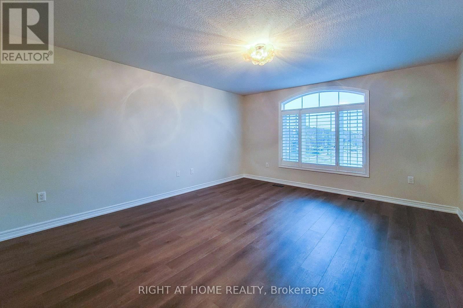 27 HITCHING POST RIDGE Image 25