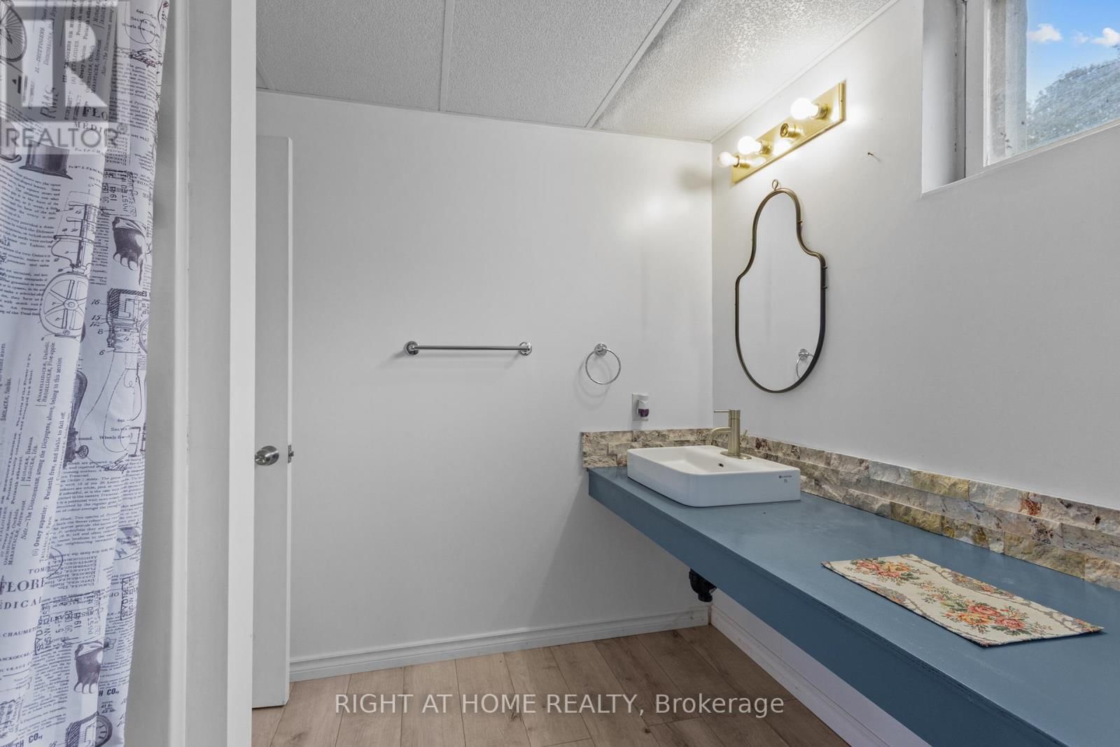 4088 HENDERSON ROAD Image 16