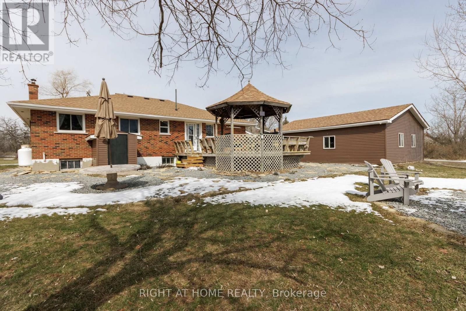 4088 HENDERSON ROAD Image 19