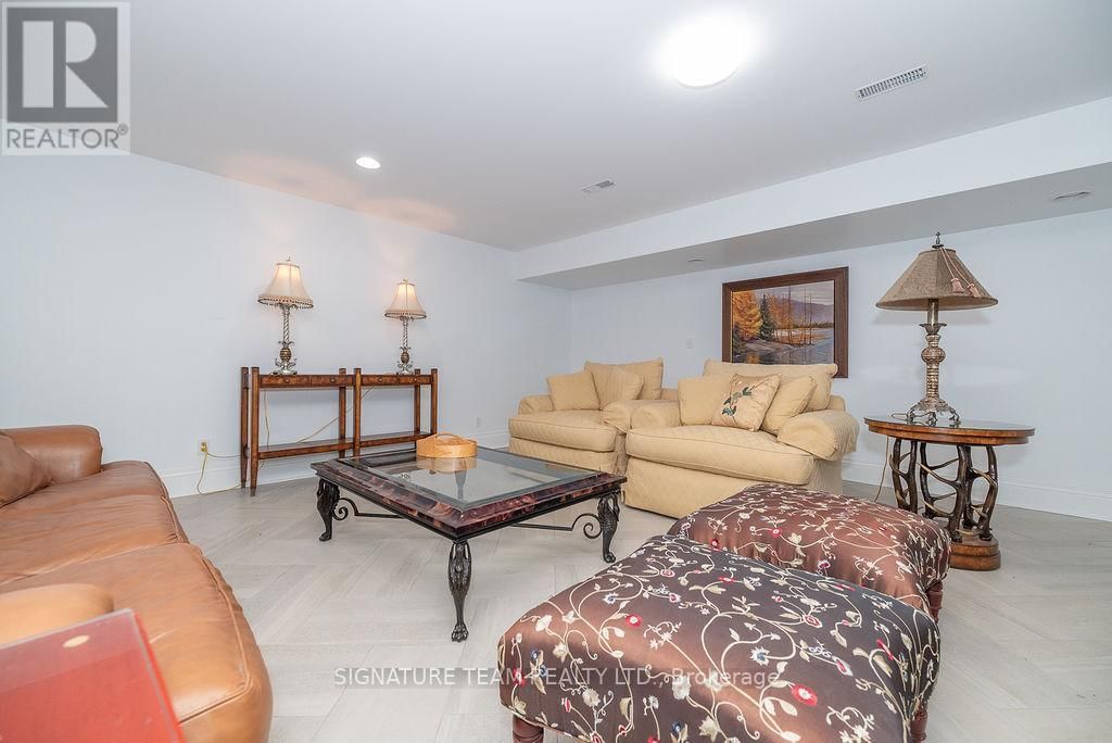 2741 FOYMOUNT ROAD Image 40