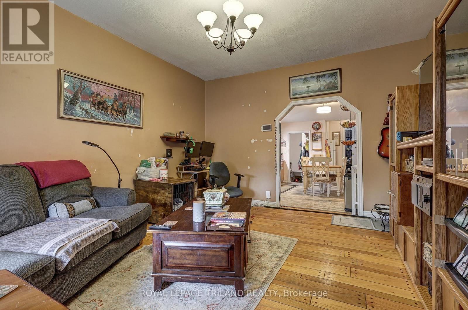 70 HOMAN STREET Image 9