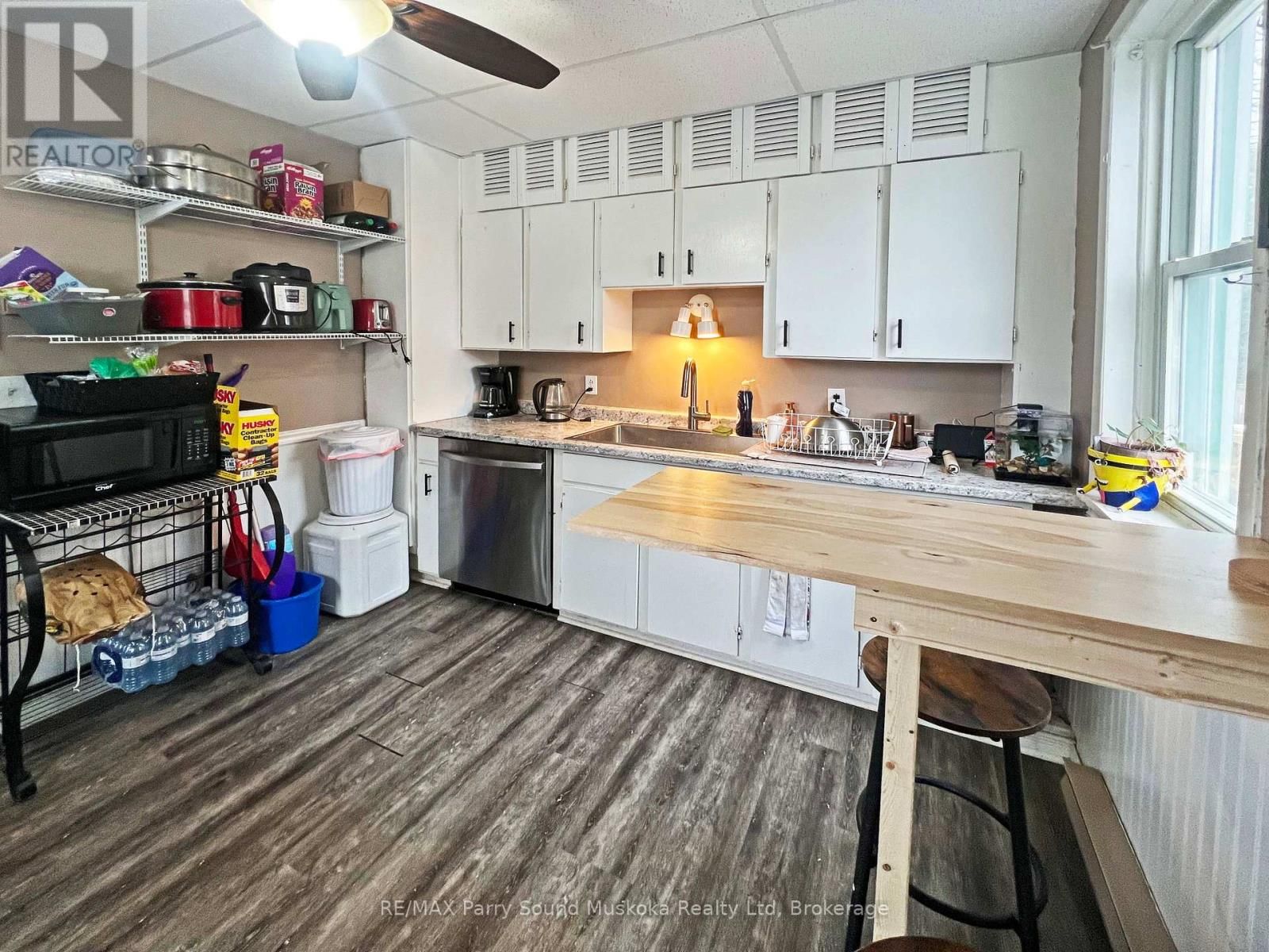 97 WILLIAM STREET Image 13