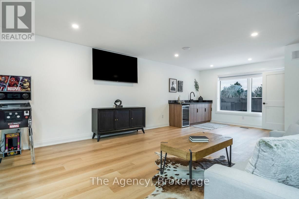 1,2,3 - 145 KANDAHAR LANE Image 13