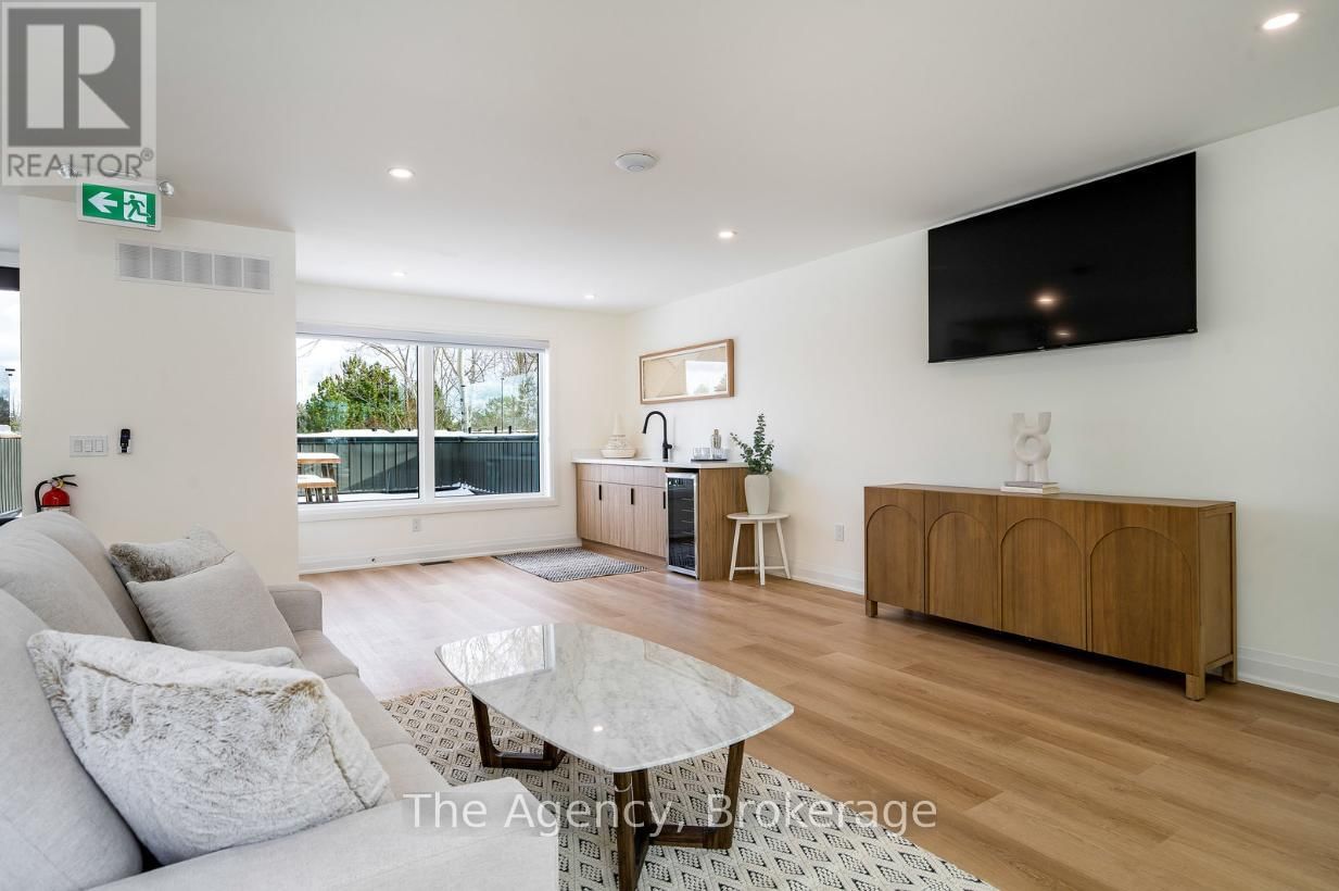 1,2,3 - 145 KANDAHAR LANE Image 27