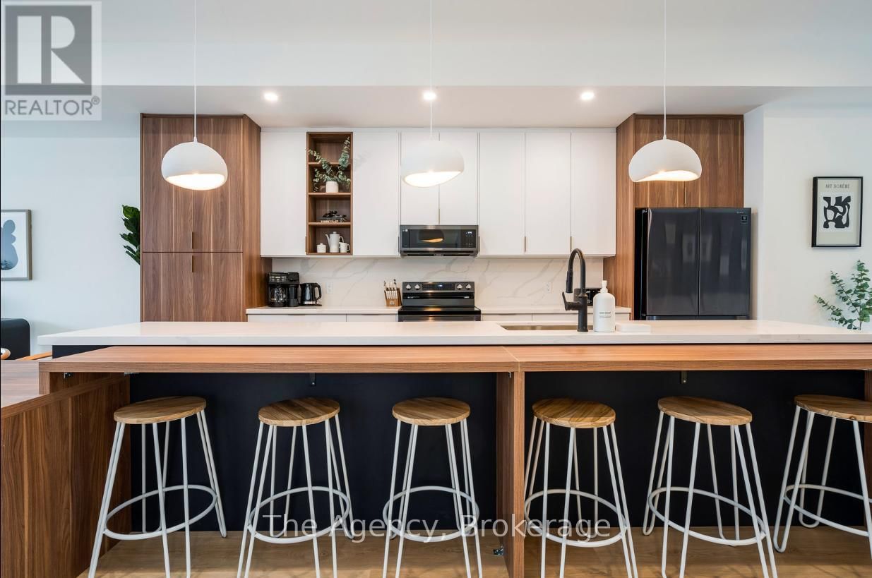 1,2,3 - 145 KANDAHAR LANE Image 30