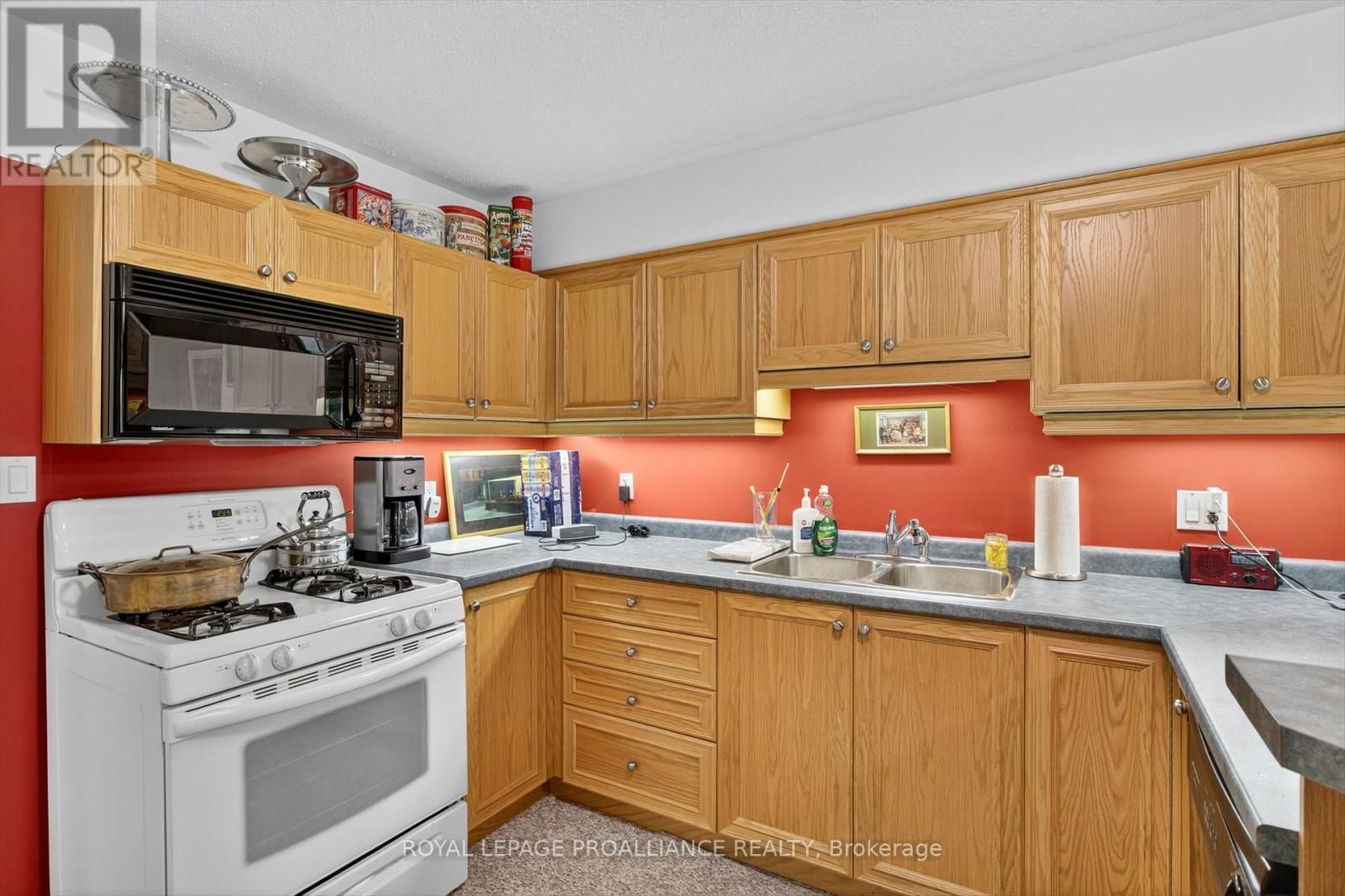 4 - 3053 FRANCES STEWART ROAD Image 38