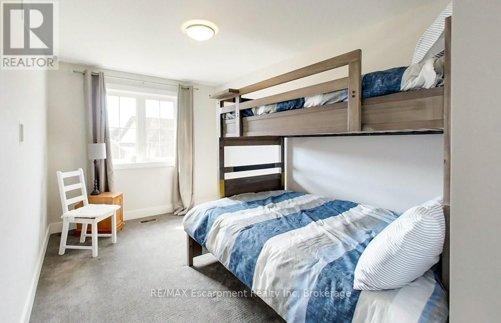 212 COURTLAND STREET Image 26