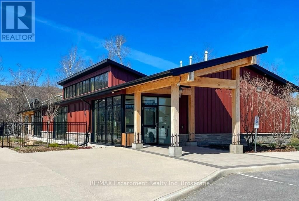 212 COURTLAND STREET Image 37