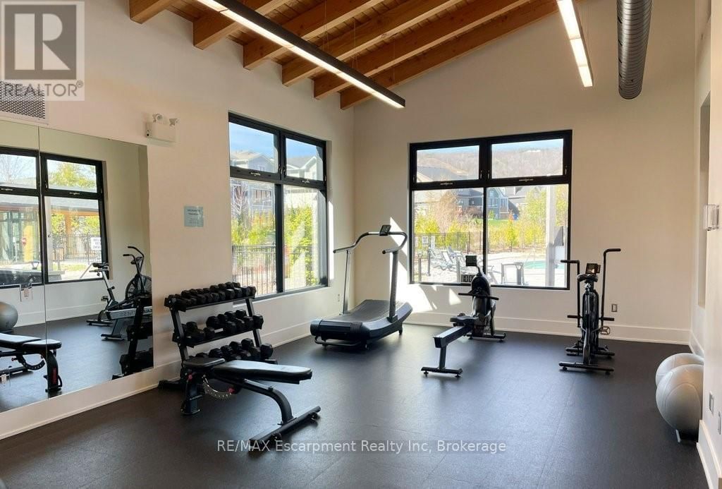 212 COURTLAND STREET Image 39