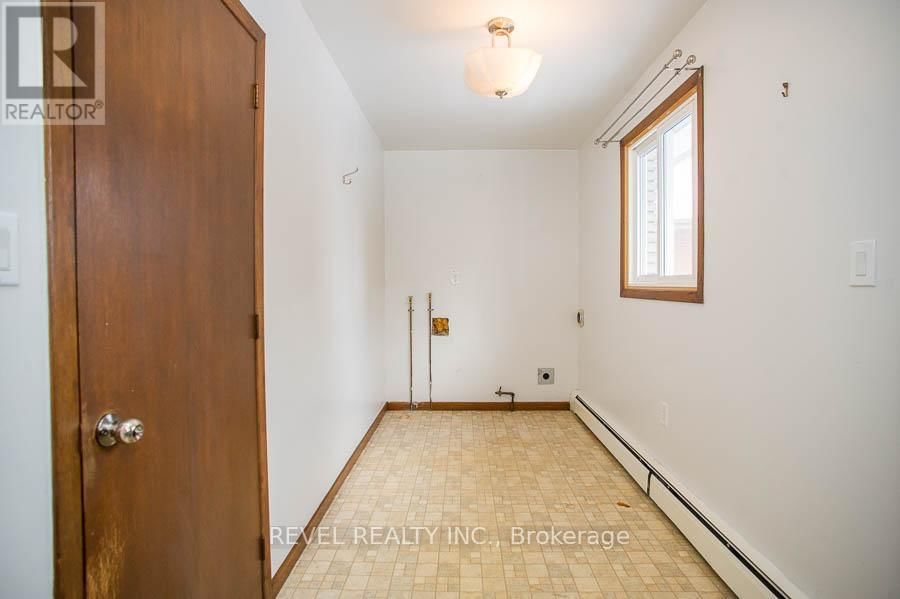 104 HILLSIDE AVENUE Image 12