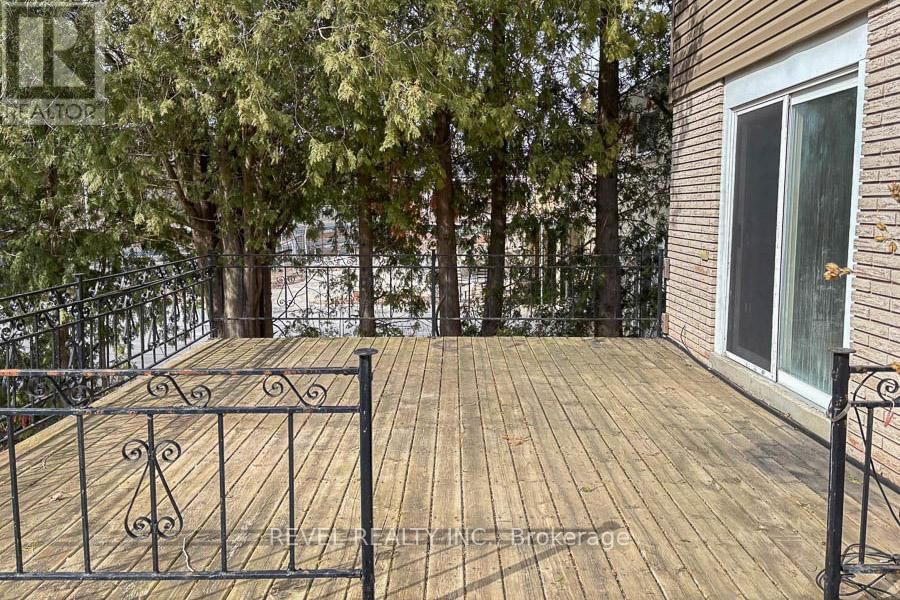 104 HILLSIDE AVENUE Image 32