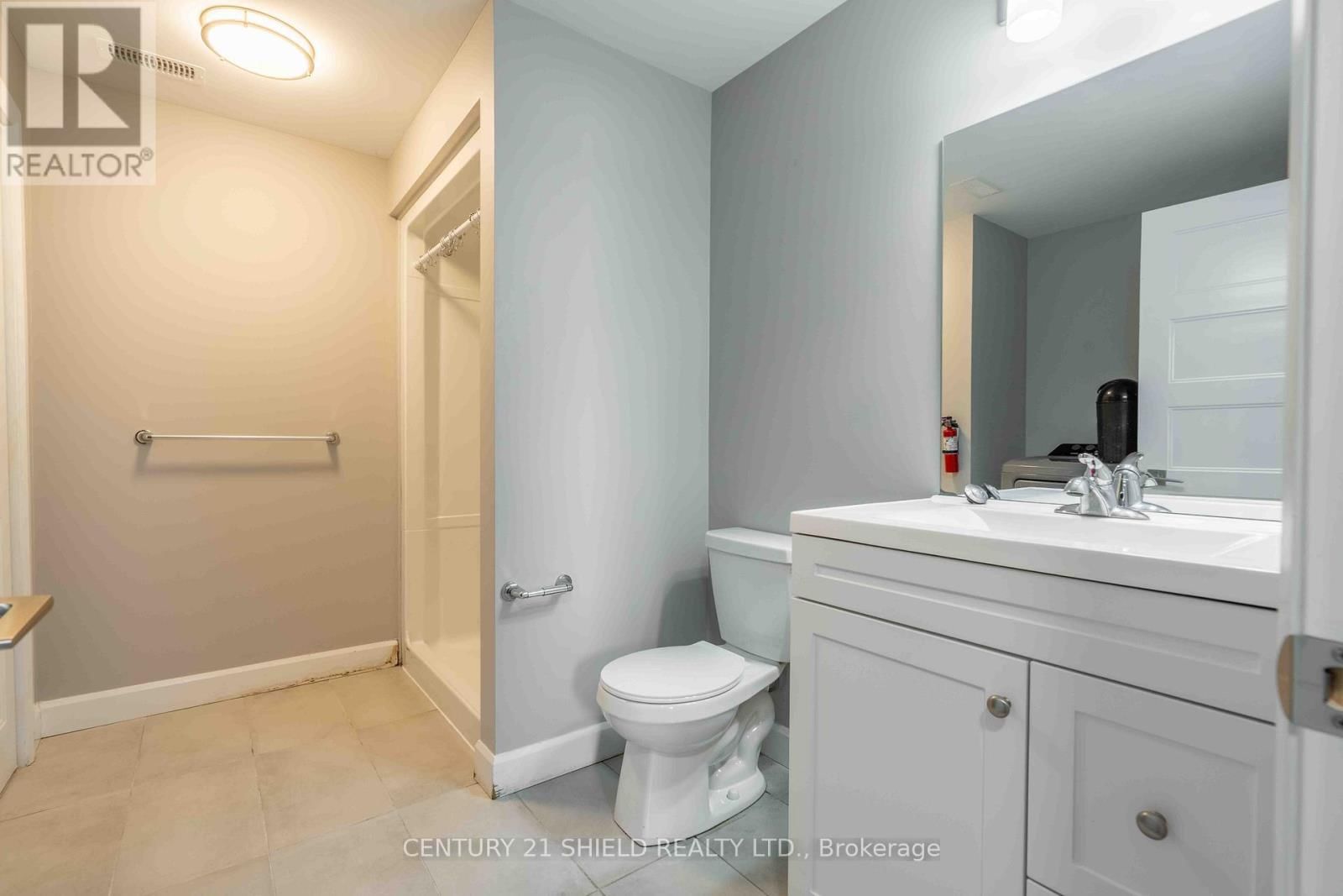 238 EAST RIDGE DRIVE Image 15