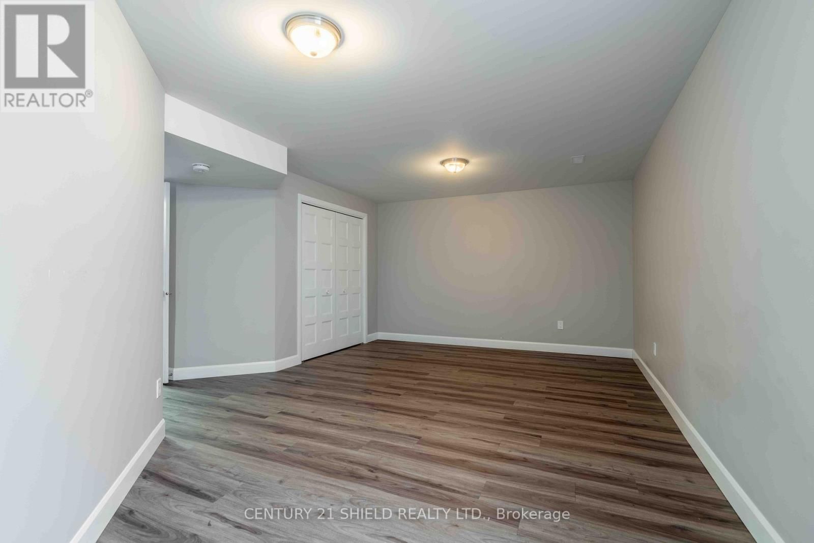 238 EAST RIDGE DRIVE Image 17