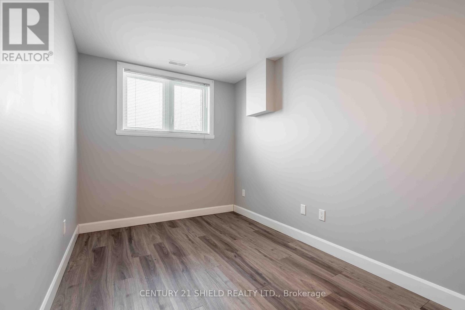 238 EAST RIDGE DRIVE Image 18