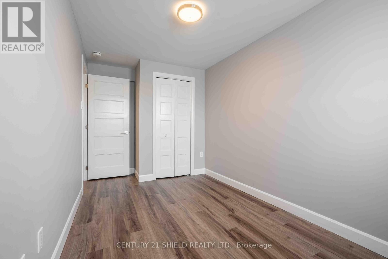 238 EAST RIDGE DRIVE Image 19