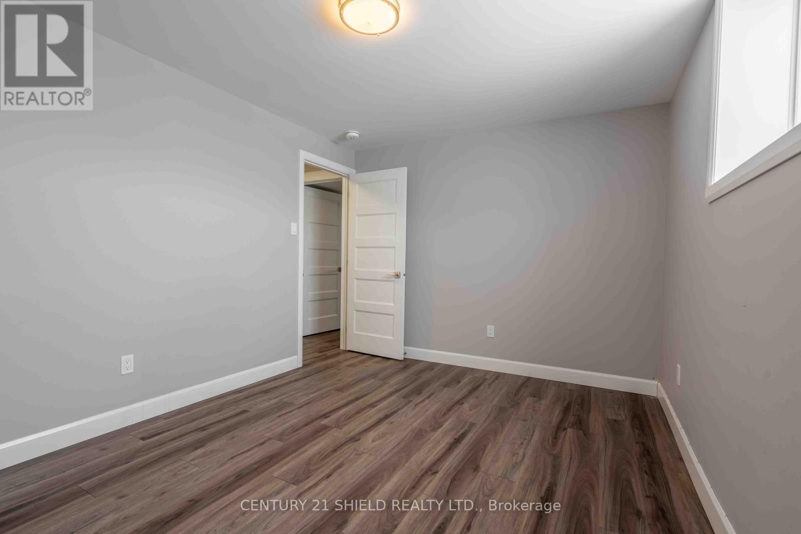 238 EAST RIDGE DRIVE Image 22