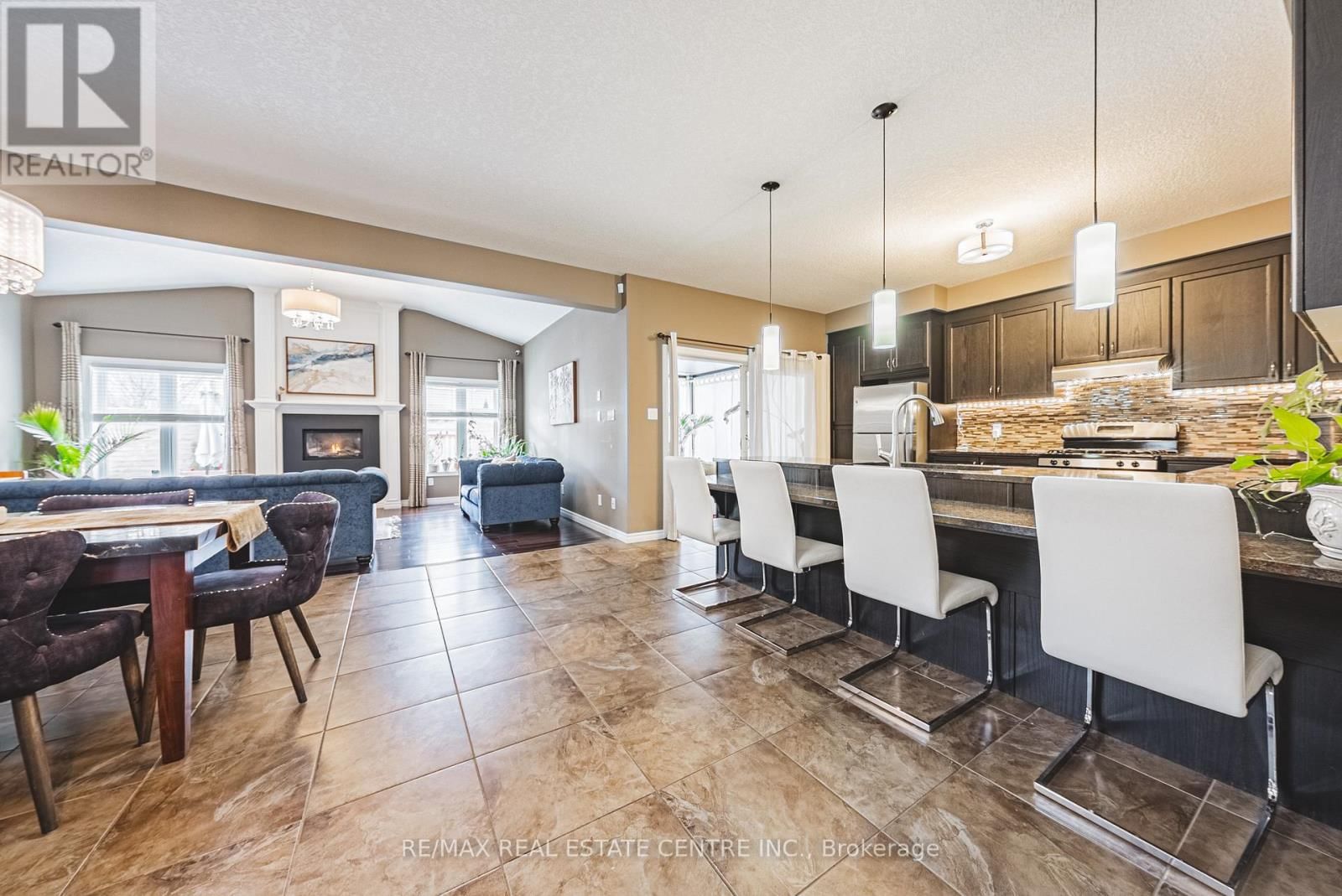 60 COX STREET Image 5