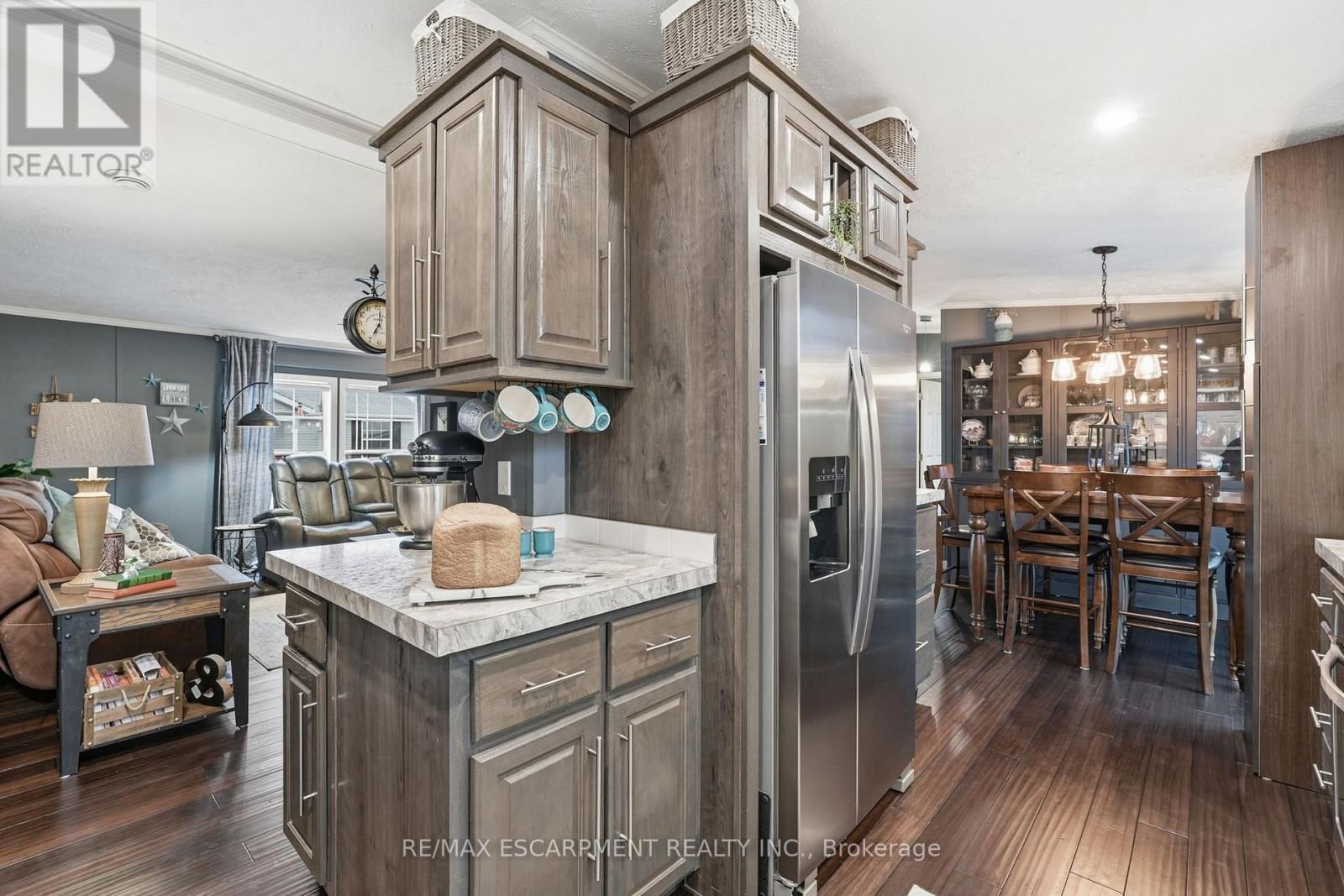 36 SHADY LANE Image 24