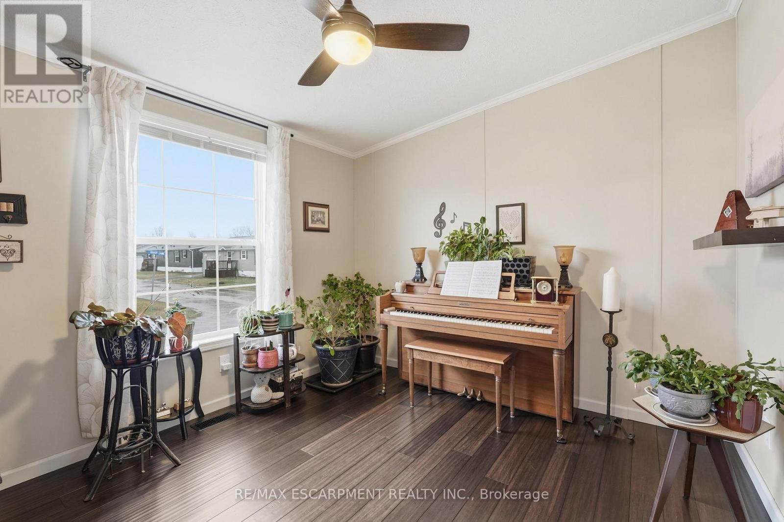 36 SHADY LANE Image 28