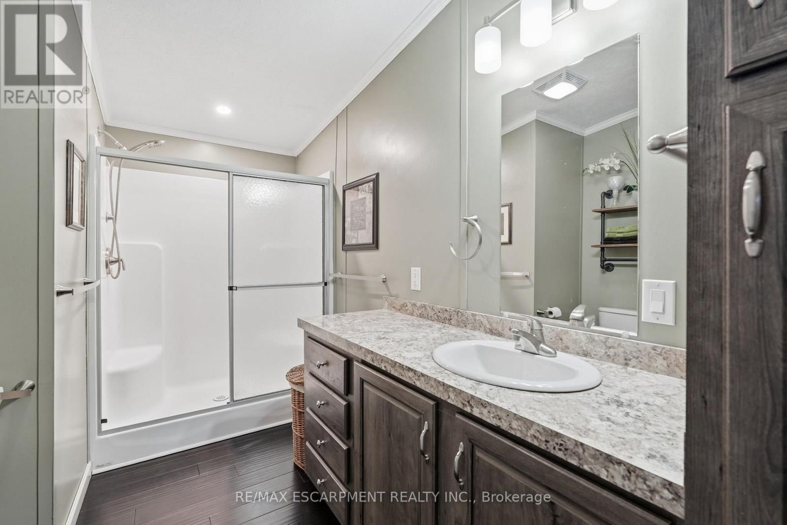 36 SHADY LANE Image 35