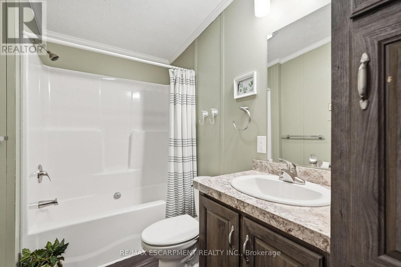 36 SHADY LANE Image 38