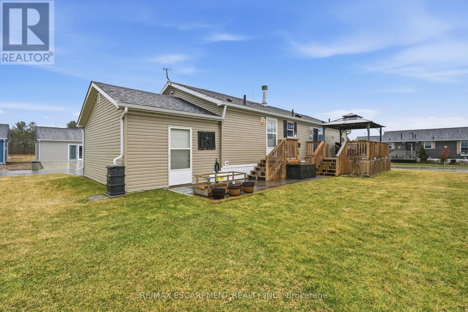 36 SHADY LANE Image 44