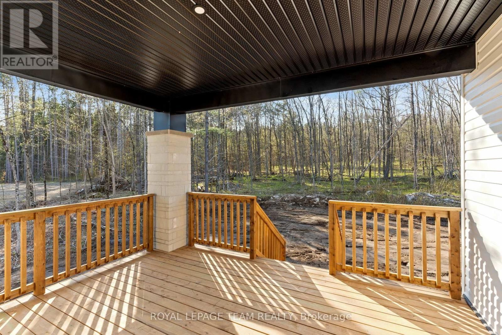 79 HOGAN DRIVE Image 36