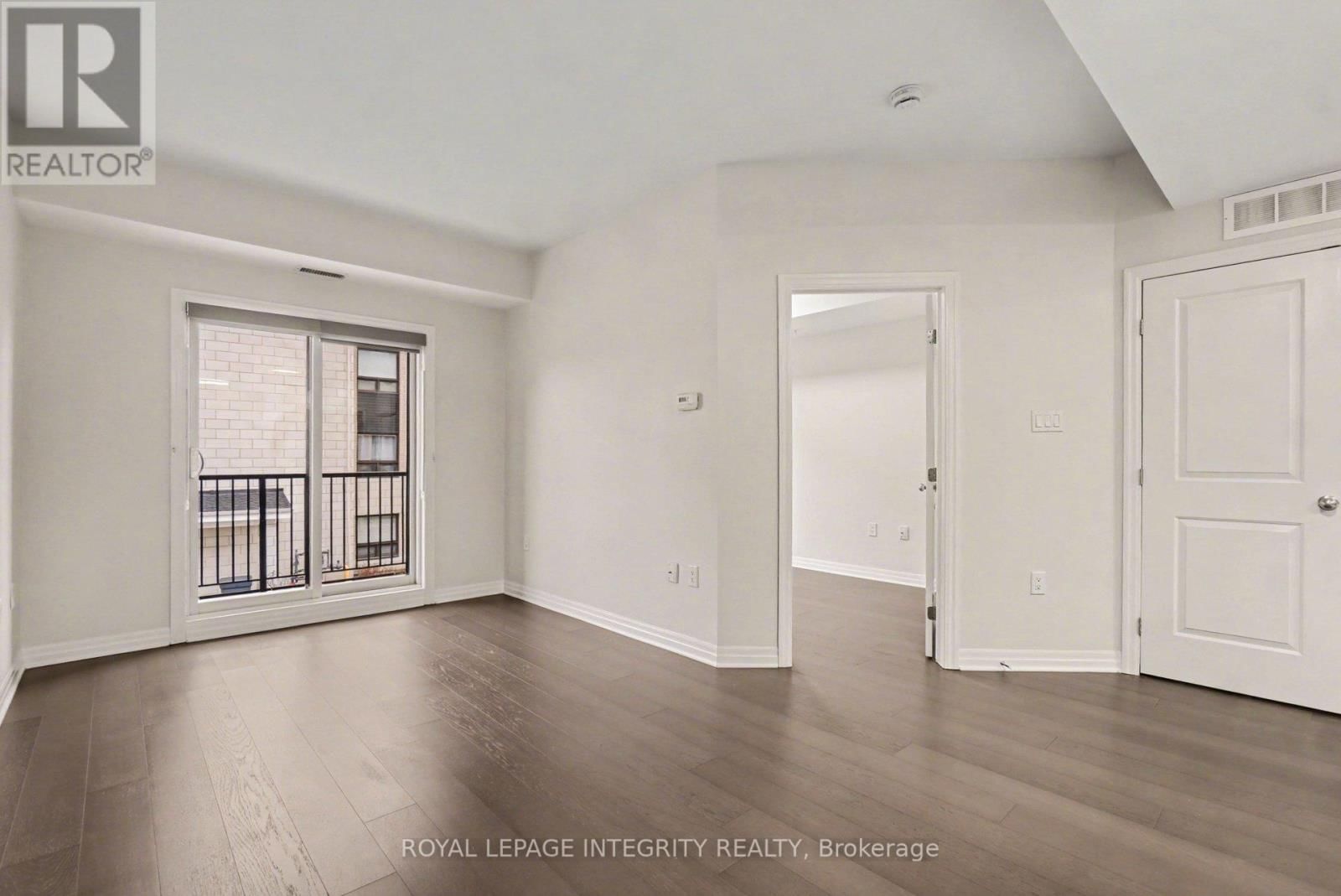 201 - 200 WINTERFELL PRIVATE Image 14