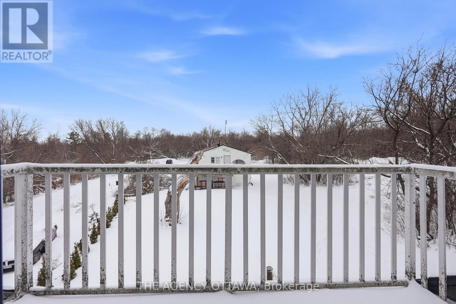 4667 ALBION ROAD SOUTH Image 22