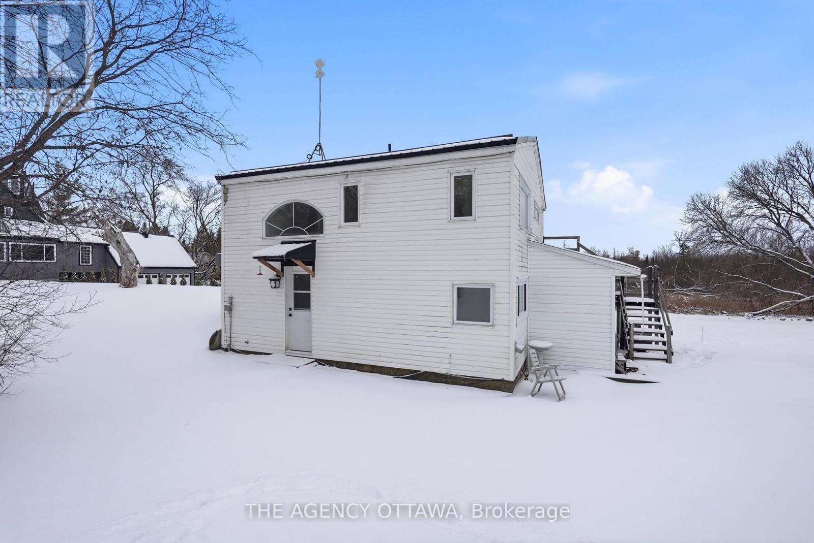 4667 ALBION ROAD SOUTH Image 41