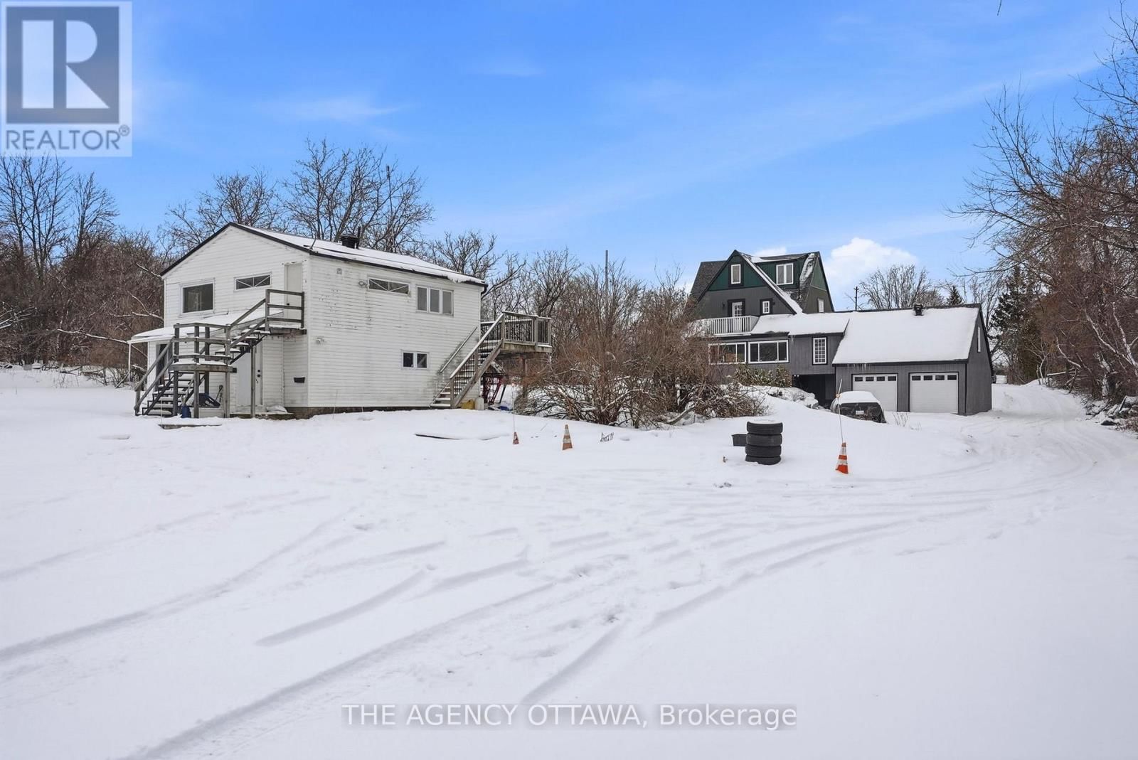 4667 ALBION ROAD SOUTH Image 6